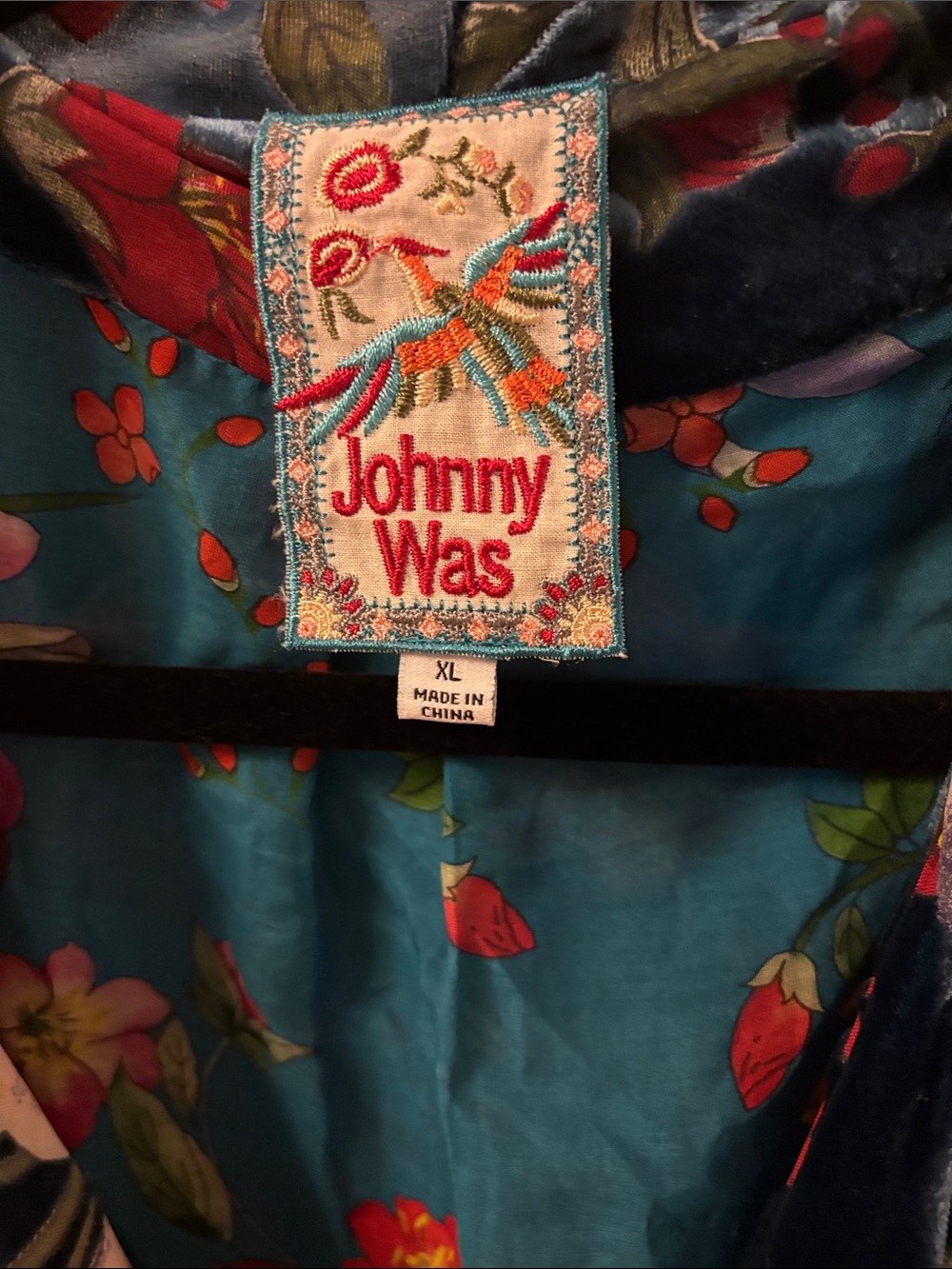 Johnny Was 🌸Velvet Floral set with Multi-Color Accents - Picture 2 of 8